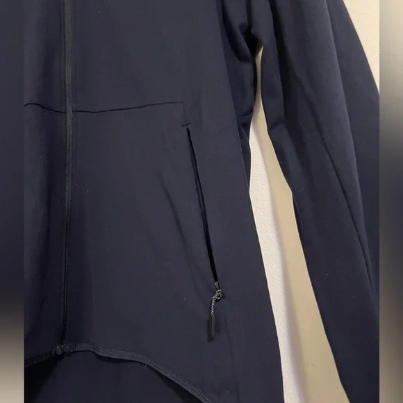 Lululemon Stretch Running Jacket — navy blue, size S - Picture 5 of 7